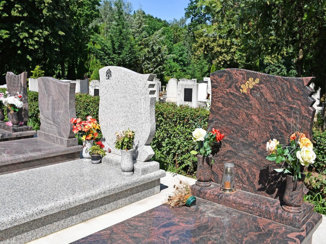 Configurateur de monument funéraire : un service unique par la Marbrerie Granit & Cie