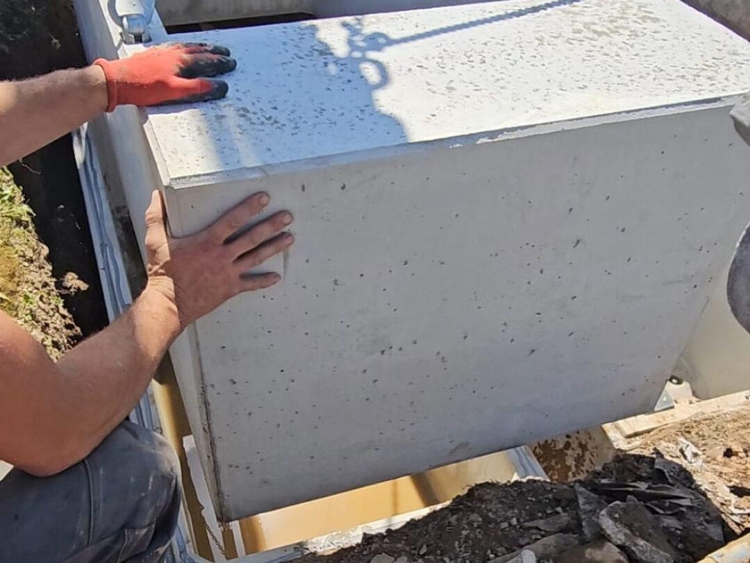 Construction et installation de caveau funéraire par la Marbrerie Granit & Cie